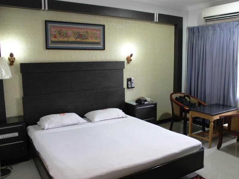 Ramyas Hotels Tiruchirappalli Esterno foto